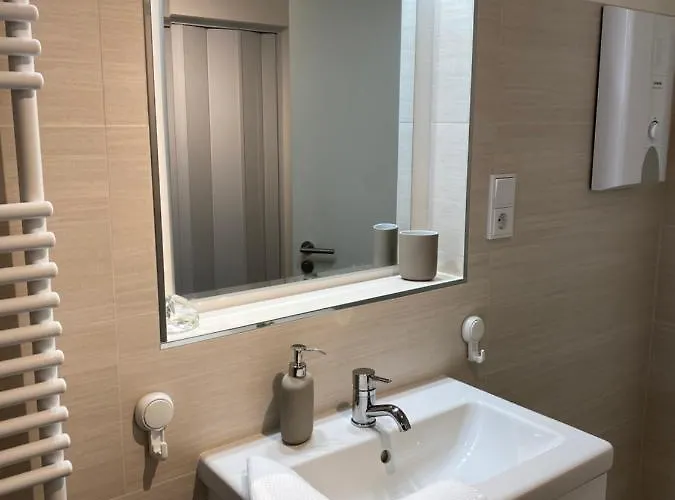 'bb43' - 70qm Mit Terrasse Und Kleinem Garten Am Rande Der Eifel